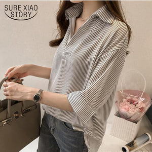 New 2018 Spring Summer Casual Striped Women Blouses Shirts Sexy Fashion Loose V-Neck Shirt Female Tops Clothing Blusas 0643 40